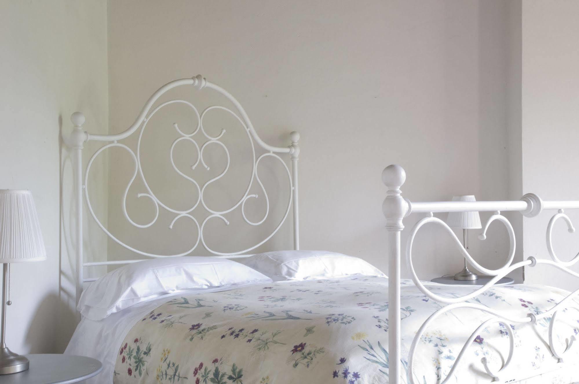Fattoria Di Bacchereto - Guest House 外观 照片